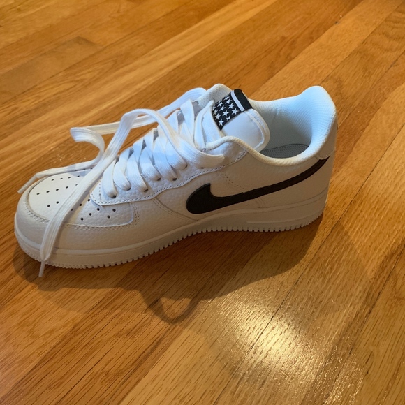 air force 1 white black stars